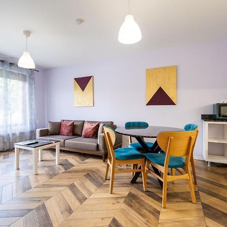 Sunny Apartment In Studentski Grad, Behind Unss Sofie Exteriér fotografie