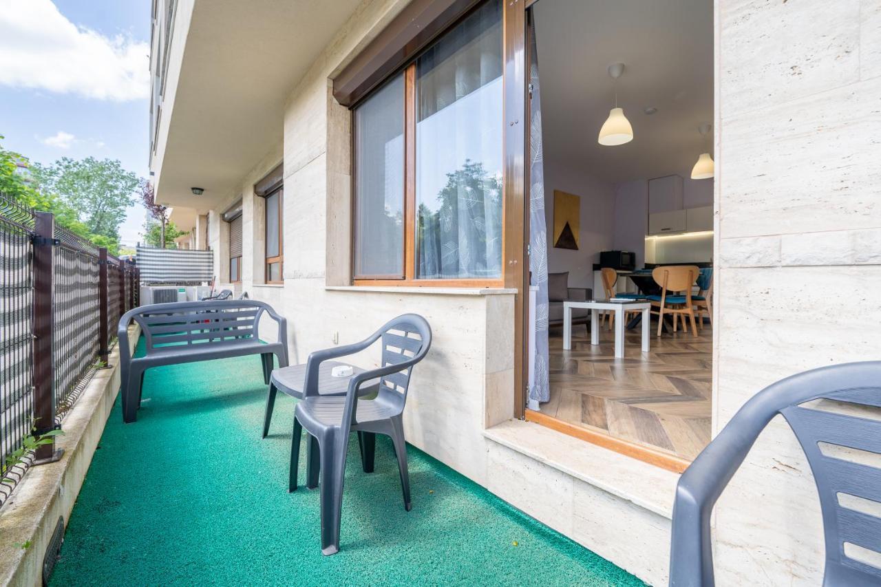 Sunny Apartment In Studentski Grad, Behind Unss Sofie Exteriér fotografie
